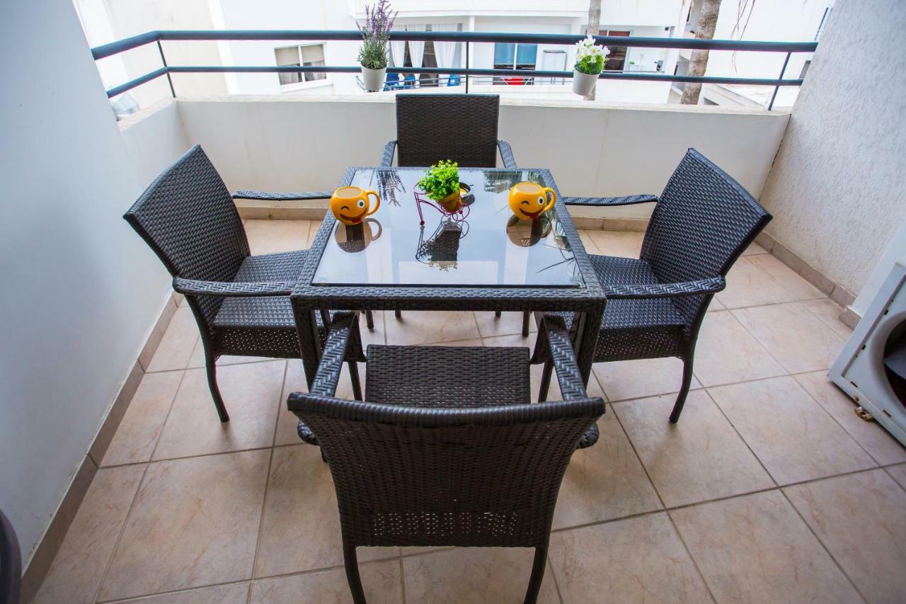 Yippee! Apartments I Town Center Larnaca Dış mekan fotoğraf