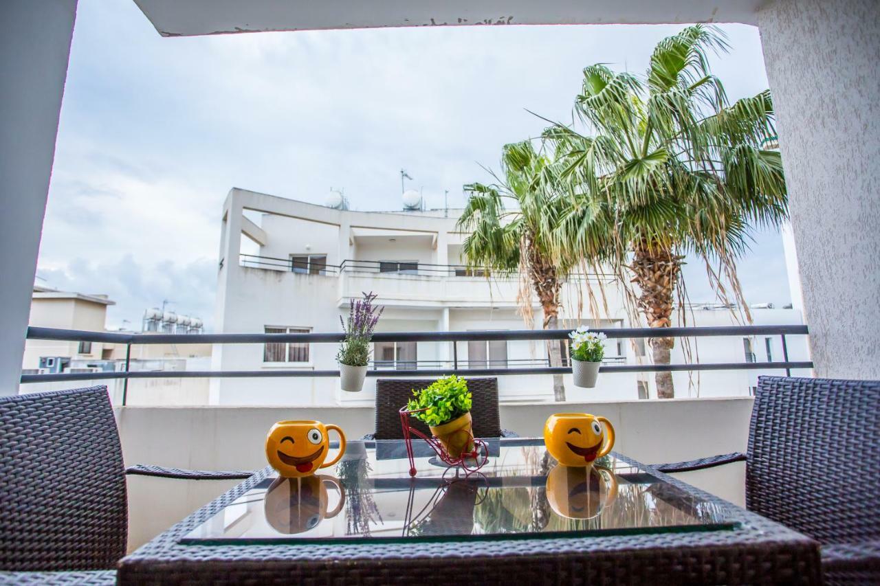 Yippee! Apartments I Town Center Larnaca Dış mekan fotoğraf